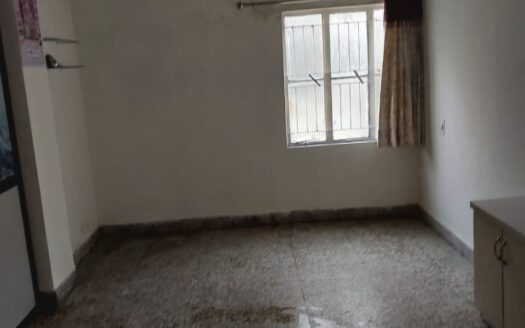 2BHK FLAT VASTRAPUR FOR FAMILY – RR453