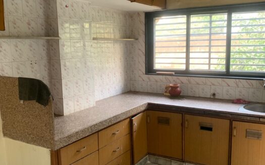 2BHK SEMI FURNISHED FLAT- RENT- FAMILY- NAVRANGPURA- RR610