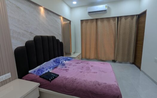 3BHK PENTHOUSE- RENT- FAMILY-SOLA- RR677