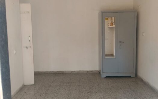 2BHK FLAT- RENT- FAMILY- THALTEJ- RR707