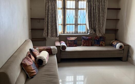 2BHK FLAT- RENT- FAMILY- BACHELORS- VASTRAPUR- RR787