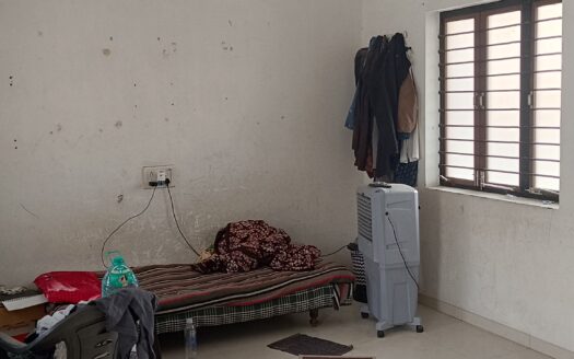 1ROOM TENEMENT- RENT- FAMILY-GIRLS- BR82-1