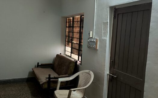 2BHK FLAT- RENT- FAMILY- AMBAWADI- RR864