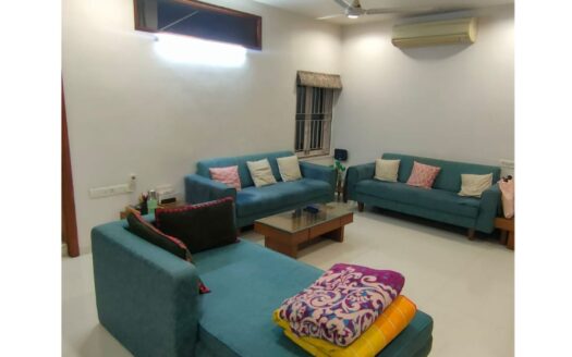 3BHK BUNGALOW- RENT- FAMILY- BACHELORS- MP17-1