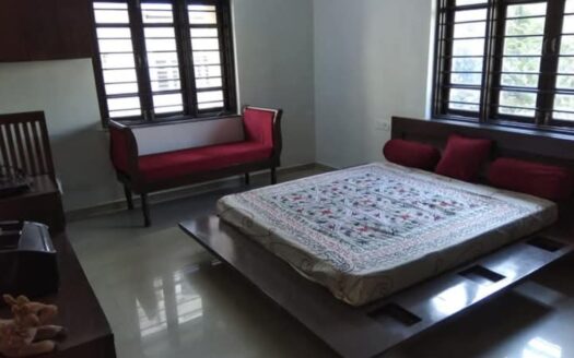 4BHK BUNGALOW- RENT- FAMILY- SOLA- RR927